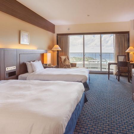 Okinawa Kariyushi Beach Resort Ocean Spa Onna Extérieur photo