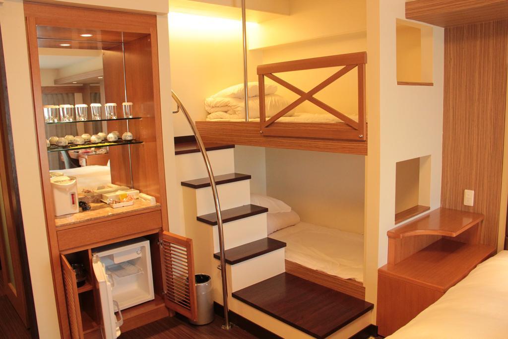 Okinawa Kariyushi Beach Resort Ocean Spa Onna Extérieur photo
