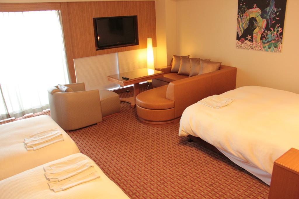 Okinawa Kariyushi Beach Resort Ocean Spa Onna Extérieur photo