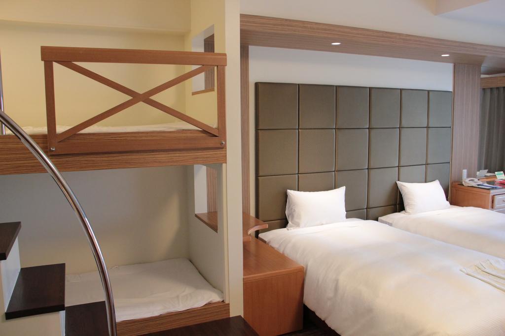 Okinawa Kariyushi Beach Resort Ocean Spa Onna Extérieur photo