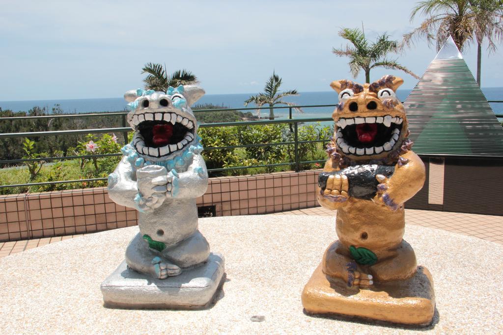 Okinawa Kariyushi Beach Resort Ocean Spa Onna Extérieur photo