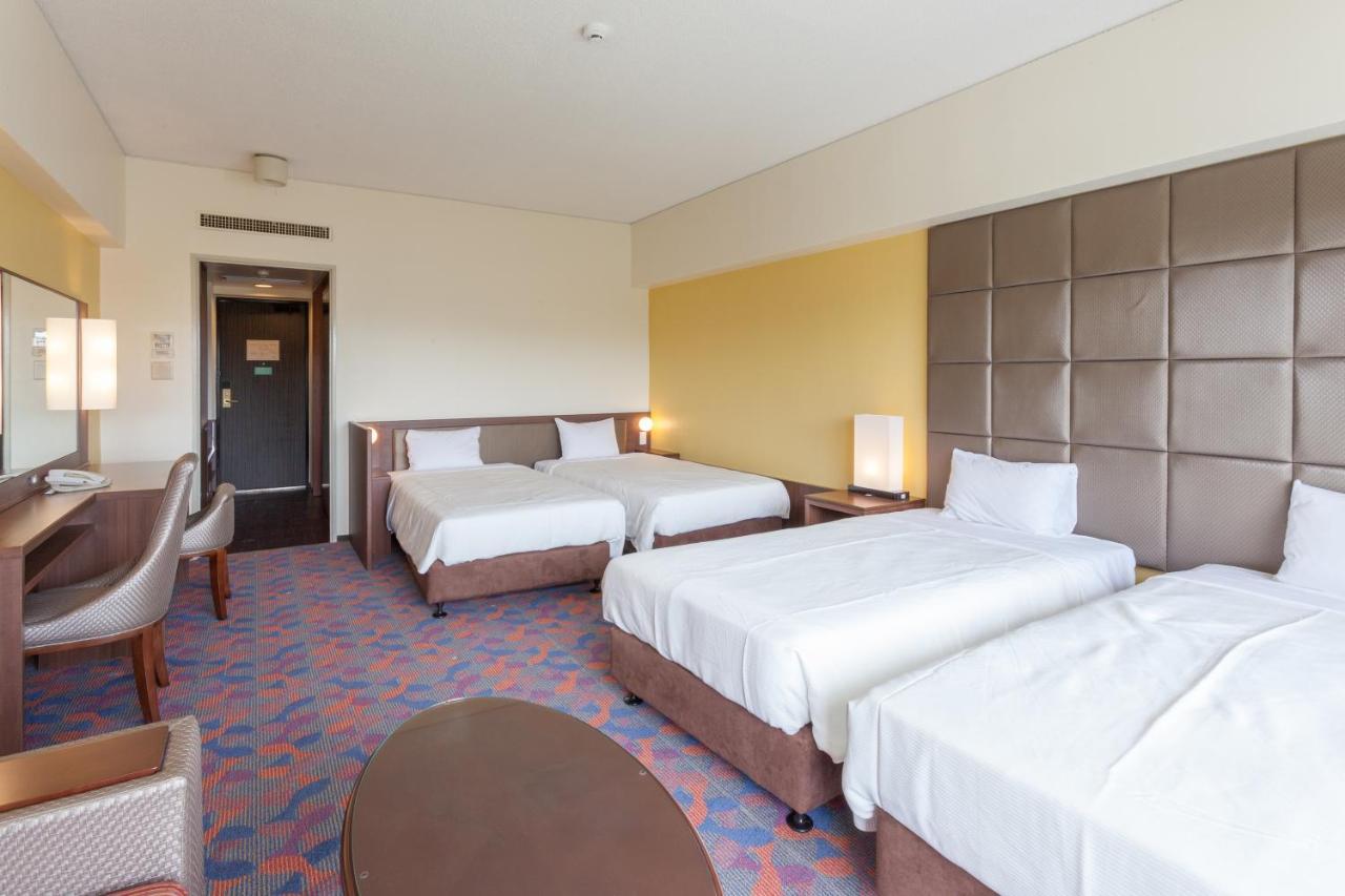 Okinawa Kariyushi Beach Resort Ocean Spa Onna Extérieur photo