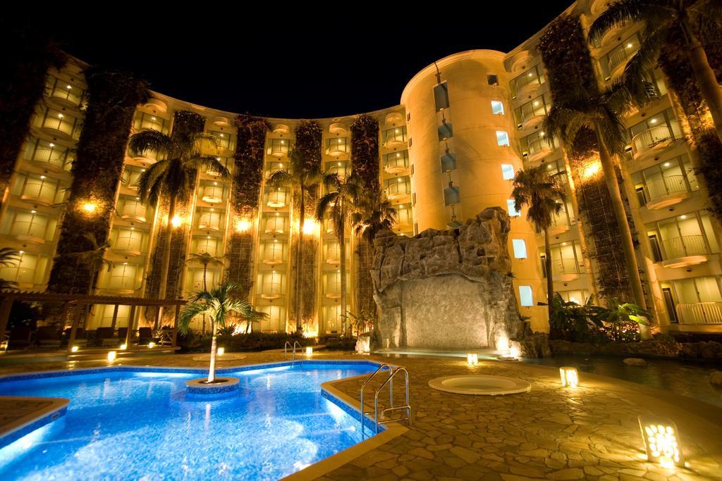 Okinawa Kariyushi Beach Resort Ocean Spa Onna Extérieur photo
